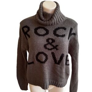 Elan Rock & Love grey sweater - size small